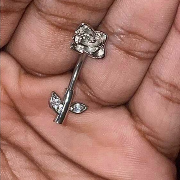 14g Silver Flower Shaped Belly Ring- NWT - Picture 9 of 15